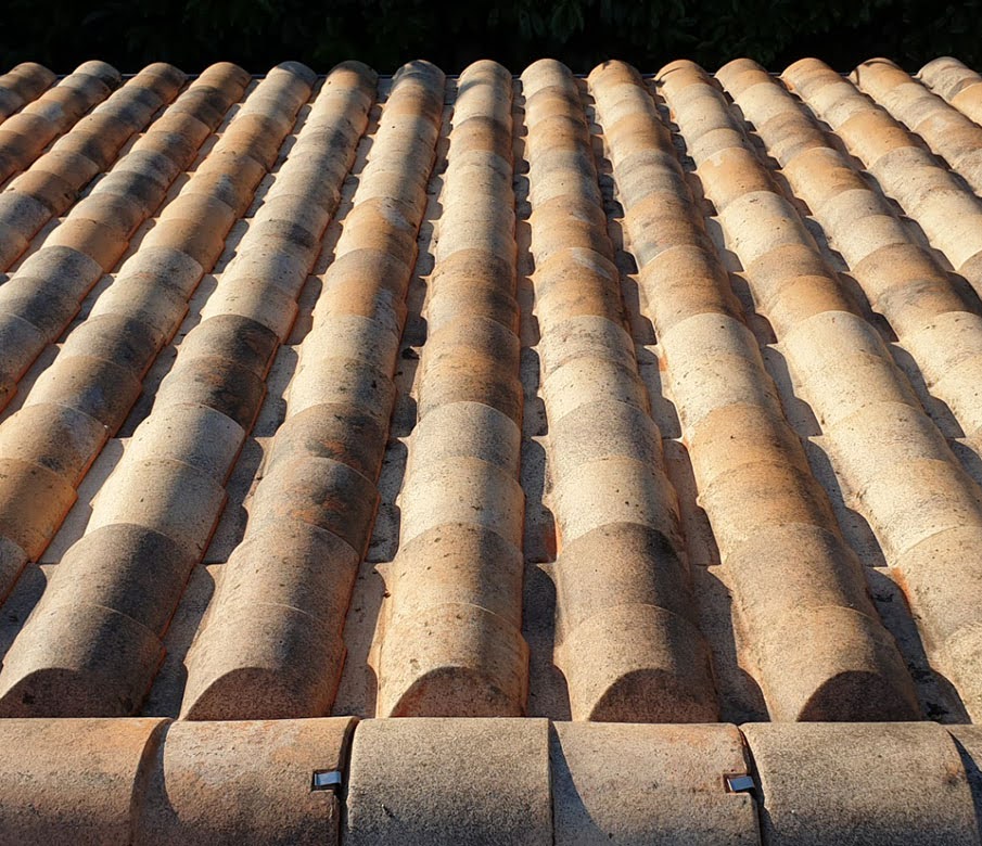 Nettoyage et traitement toiture à Lagord en Charente-Maritime